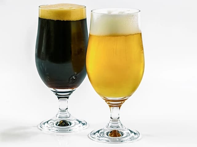 Pinta de cerveza artesanal